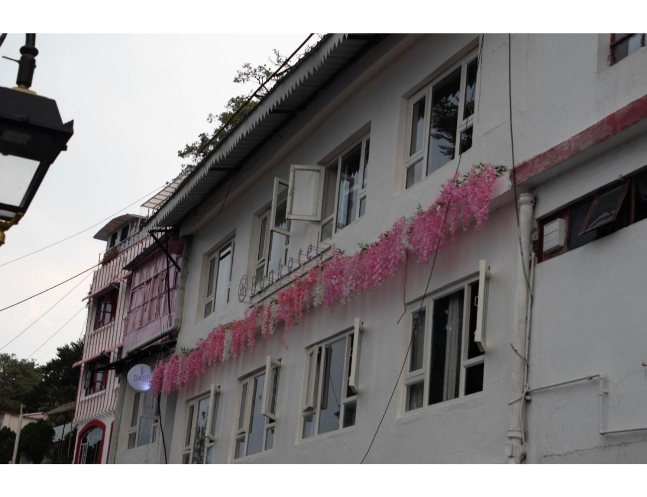 Dom'S At Mall Road, Mussoorie Hotel Exterior photo